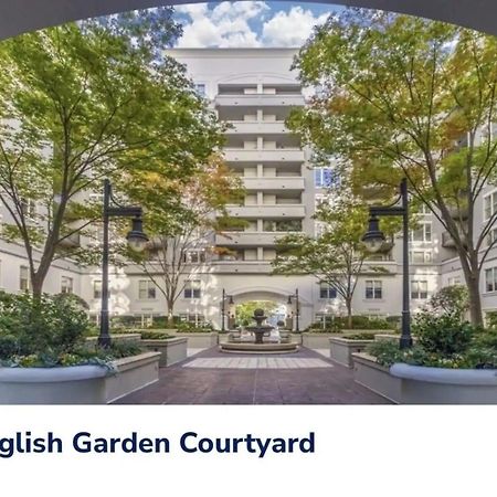 Spacious 2 Bedroom 2 Bathroom Apartment With Balcony In Uptown Charlotte! City Views & Free Parking! Bagian luar foto