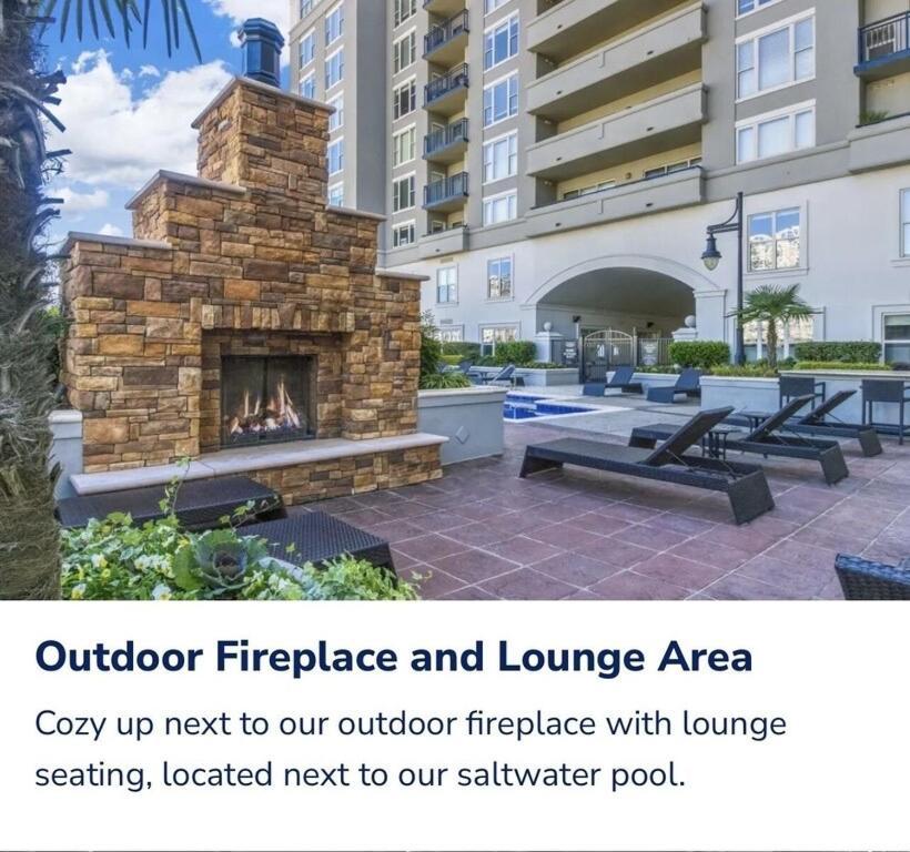 Spacious 2 Bedroom 2 Bathroom Apartment With Balcony In Uptown Charlotte! City Views & Free Parking! Bagian luar foto